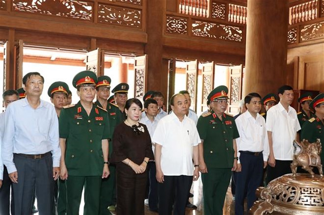 Prime Minister Nguyen Xuan Phuc in relic site K9 (Source: VNA)