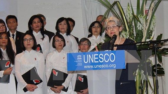 UNESCO Director-General Irina Bokova speaking at the exhibition. (Photo: VNA)