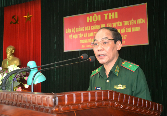 Major General Do Danh Vuong speaking at the event. (Photo: bienphong.com.vn)