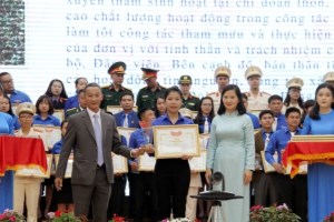 Youngsters honoured for following Uncle Ho’s example