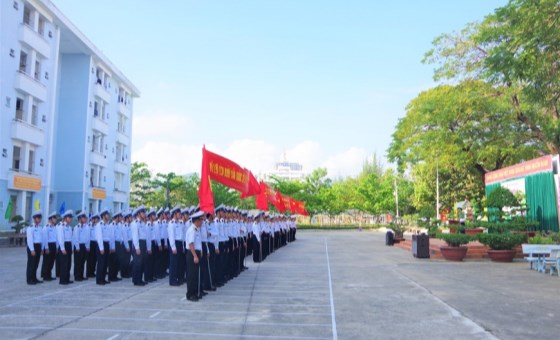 Vietnam Naval Academy launches tree planting festival in gratitude to great Uncle Ho