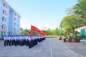 Vietnam Naval Academy launches tree planting festival in gratitude to great Uncle Ho