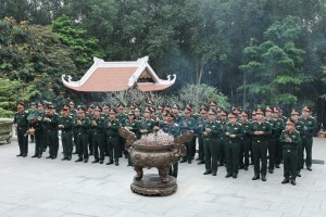 General Department of Defense Industry reports their achievements to President Ho Chi Minh
