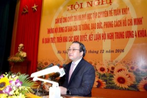 Hanoi thoroughly grasps Resolutions of 4th PCC meeting (term XII) and Directive 05