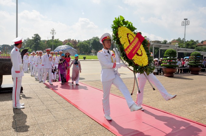 The management of President Ho Chi Minh’s mausoleum welcomed visitors