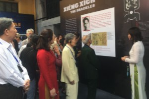 Exhibition "Desire for freedom" opens in Hanoi (Dang 15.5)