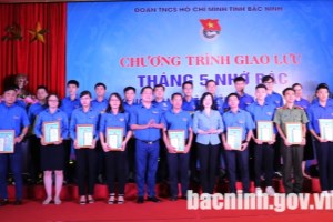 Diverse young individuals praised for following Uncle Ho’s example