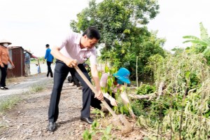 An Giang plants 2,000 trees in celebration of Uncle Ho’s birthday