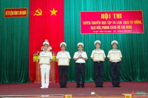 Navy Region 2 studies and follows President Ho Chi Minh's examples