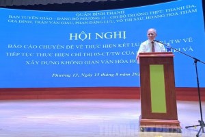 Talk about President Ho Chi Minh attracts over 1,000 delegates