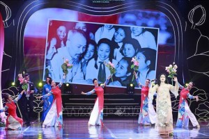 Art programme celebrates 75 years since President Ho Chi Minh issued an appeal for patriotic emulation
