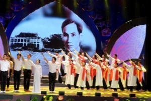 Special art programme honours President Ho Chi Minh