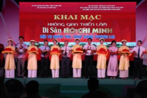 Exhibition on President Ho Chi Minh's legacies opens in Thua Thien – Hue province