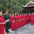 Women from Military Hospital 109 pay tribute to Uncle Ho