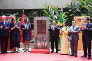 Plaque in memory of President Ho Chi Minh inaugurated in Brazil