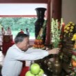 Party General Secretary offers incense in tribute to President Ho Chi Minh in Ca May city