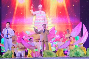 Binh Thuan province organizes art competition "Studying and following Ho Chi Minh's ideology, morality and style"