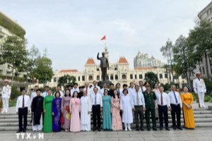 Ho Chi Minh City’s leaders commemorate President Ho Chi Minh