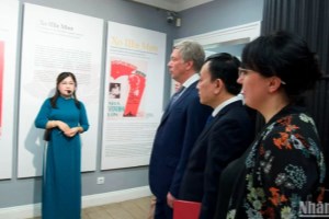 Exhibition of President Ho Chi Minh held in Russia