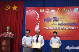 Tien Giang's commune organizes contes on learning about President Ho Chi Minh