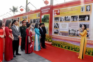 Nghe An opens exhibition on Communist Party of Vietnam through periods